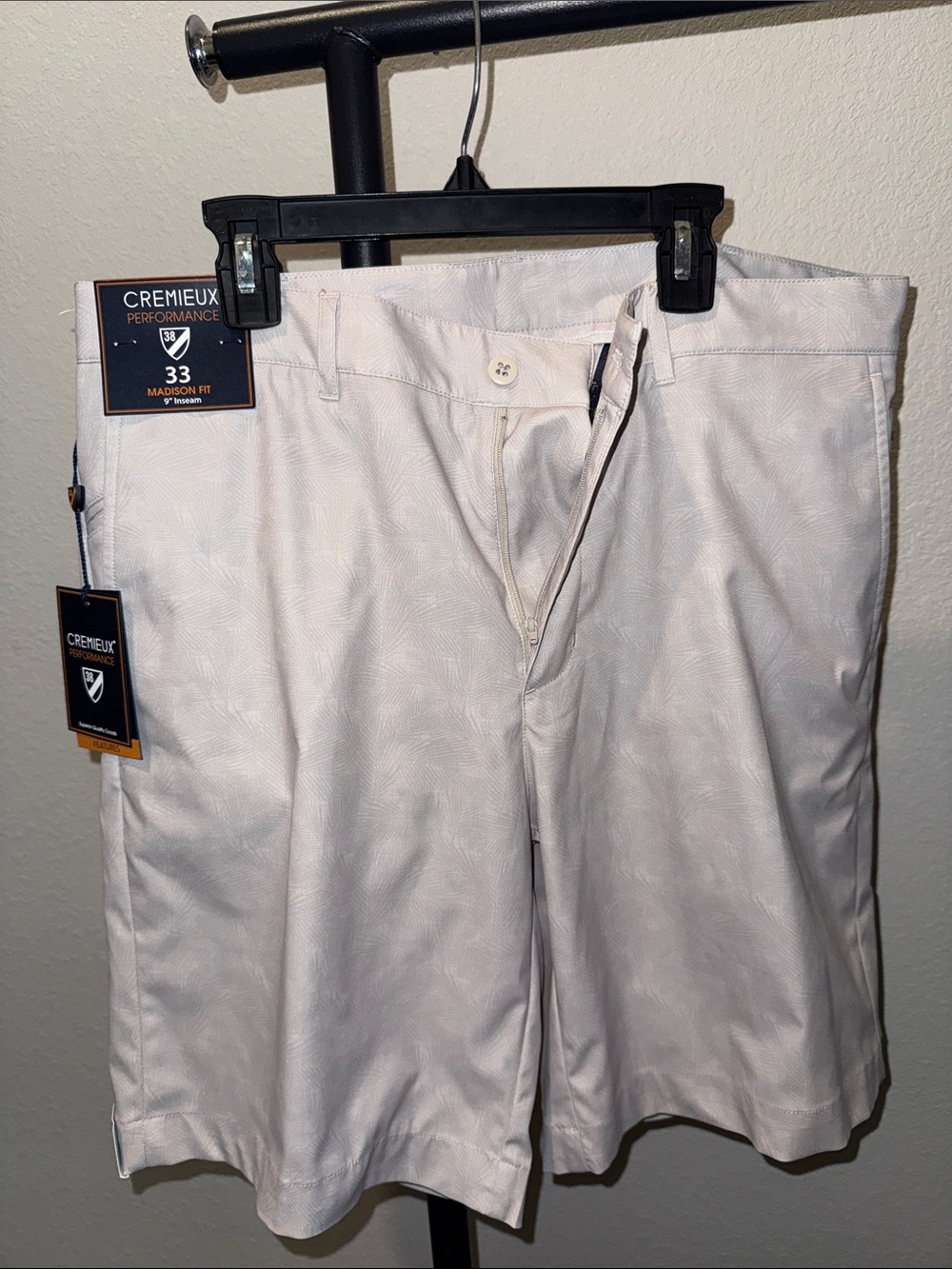 Daniel Cremieux Men’s Flat Front Performance Shorts — Light Beige